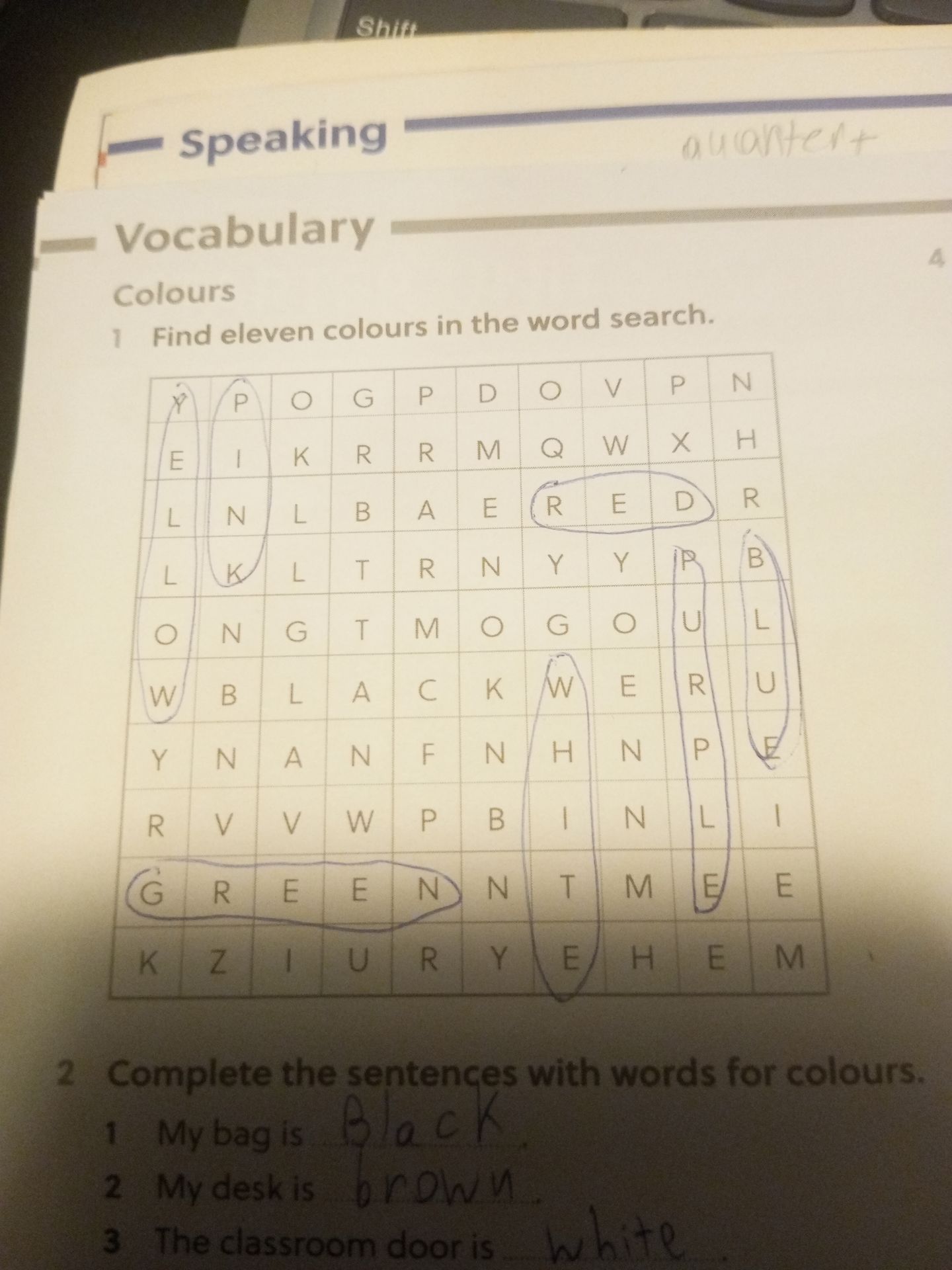 Фото задания: 1 Find eleven colours in the word search.
