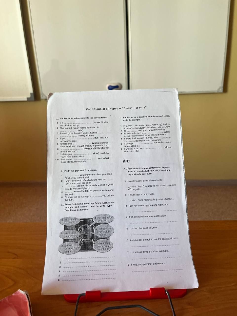 Фото задания: 3. Penny is thinking about her future. Look at the prompts and expand them to write Type 1 Conditional sentences.