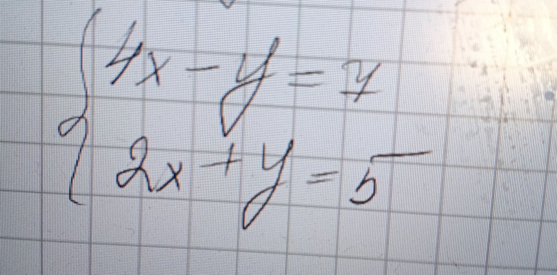 Фото задания: Решите систему уравнений: { 4x - y = 4 2x + y = 5 }