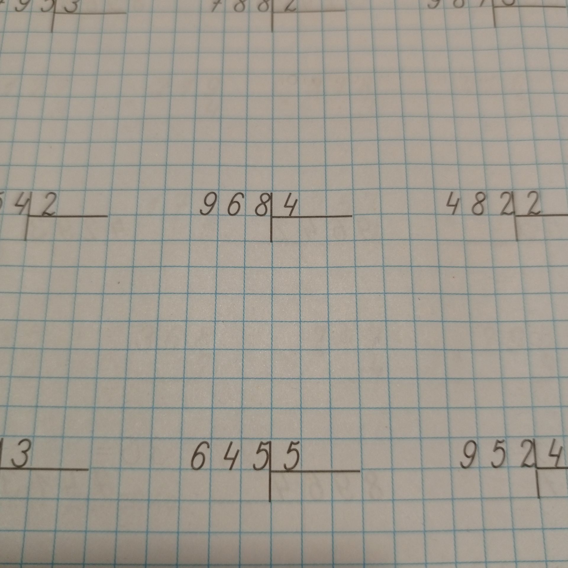 Фото задания: Analyze the image and extract the handwritten numbers and symbols, interpreting them as mathematical operations where…