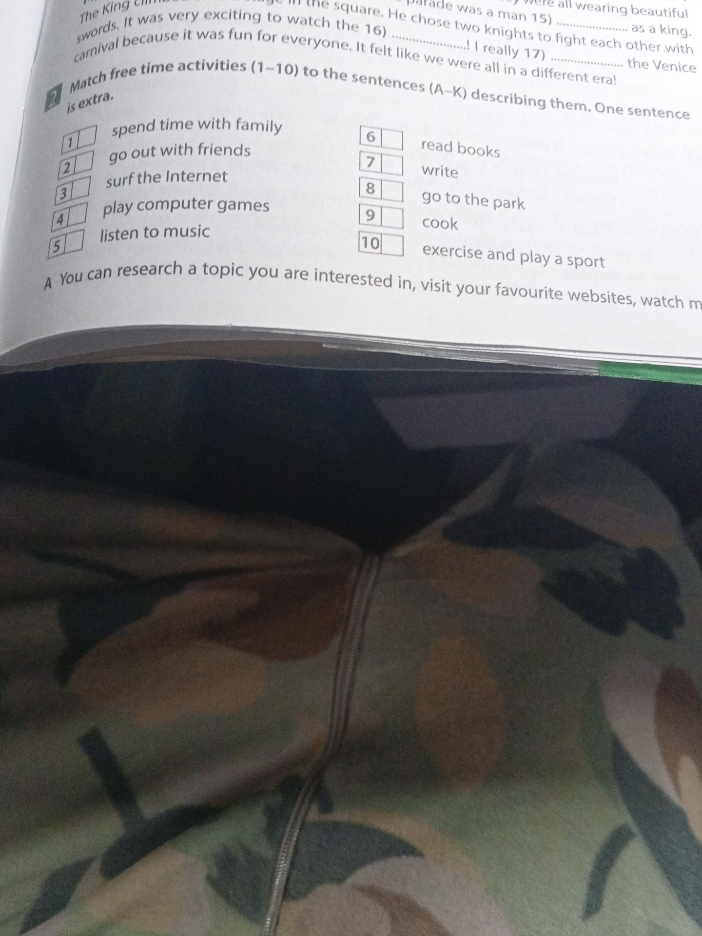 Фото задания: Match free time activities (1–10) to the sentences (A–K) describing them. One sentence is extra.