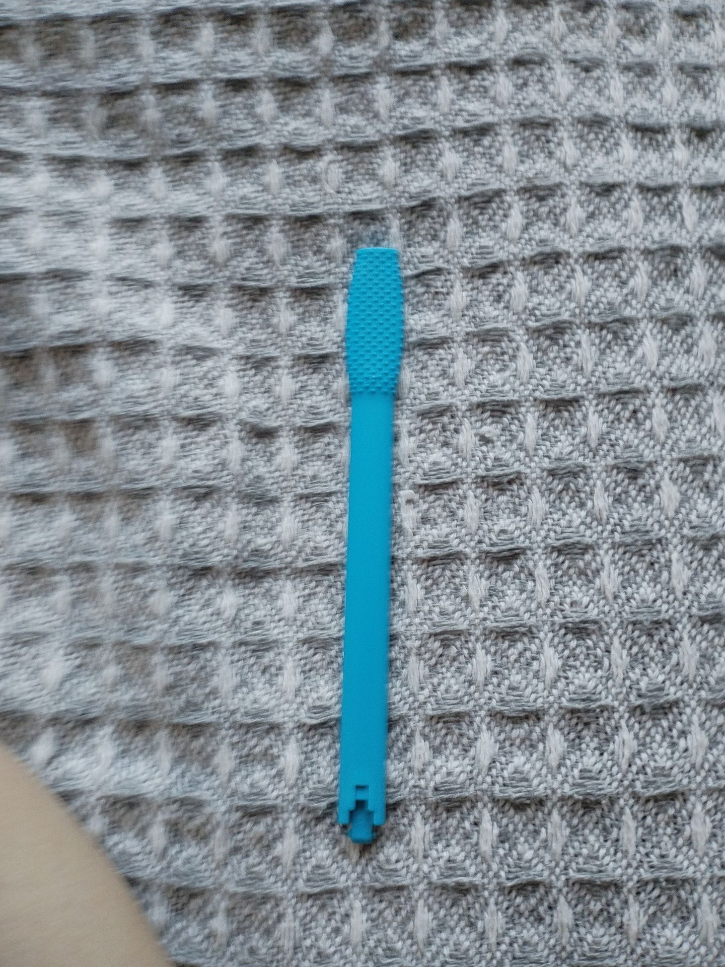 Фото задания: Could you describe this object?