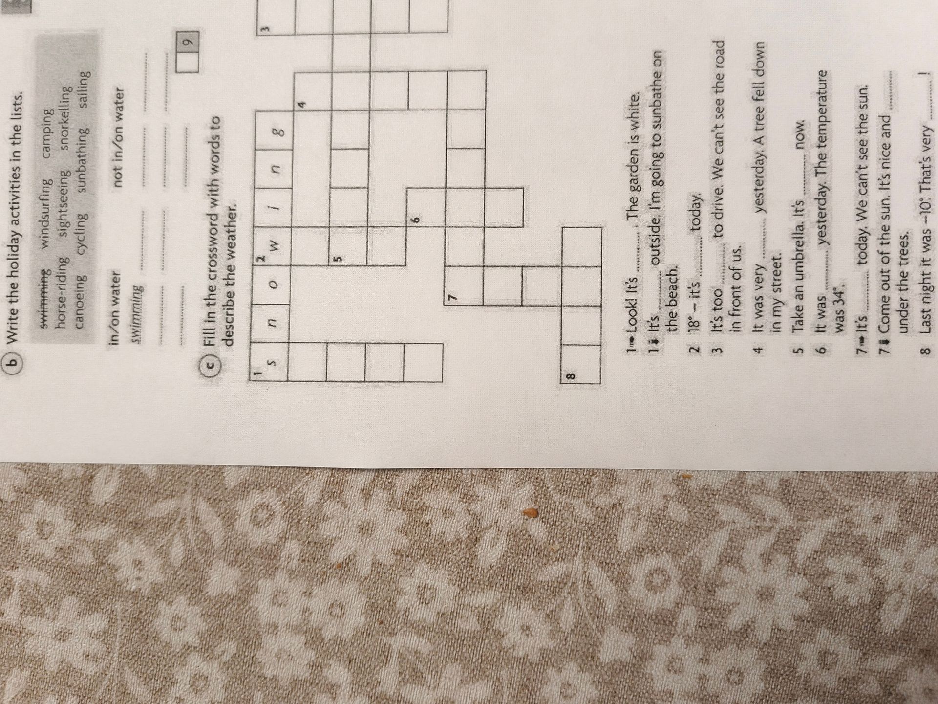 Фото задания: Fill in the crossword with words to describe the weather.