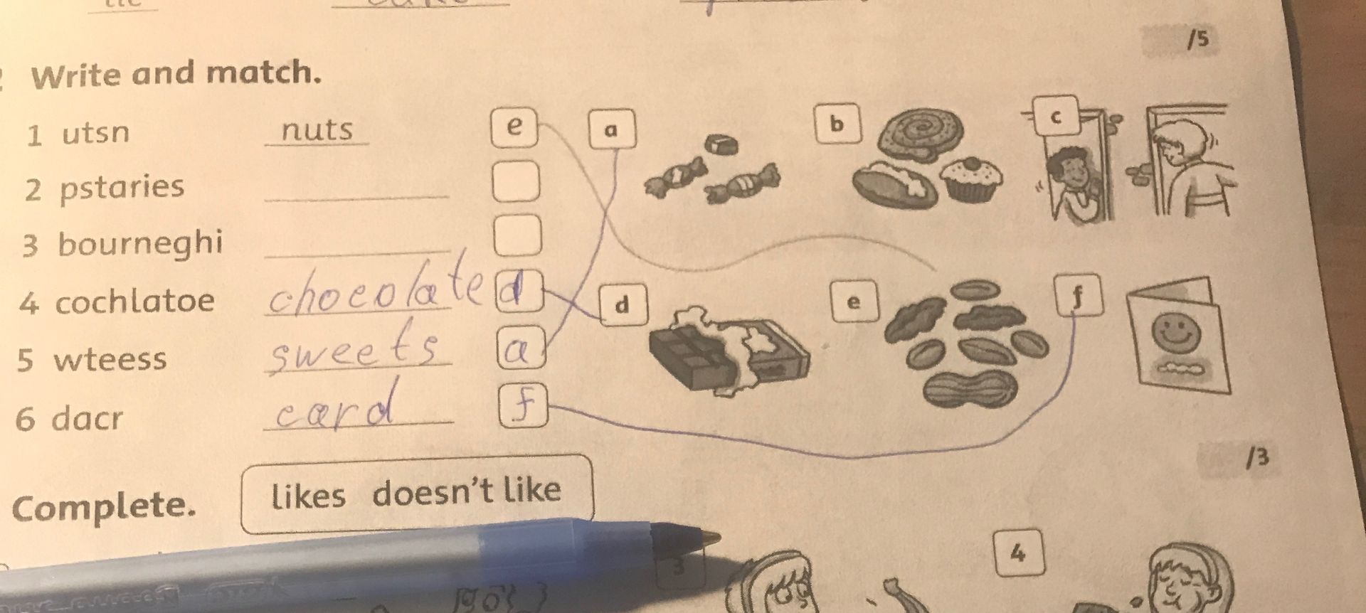 Фото задания: 2. Complete. likes doesn't like