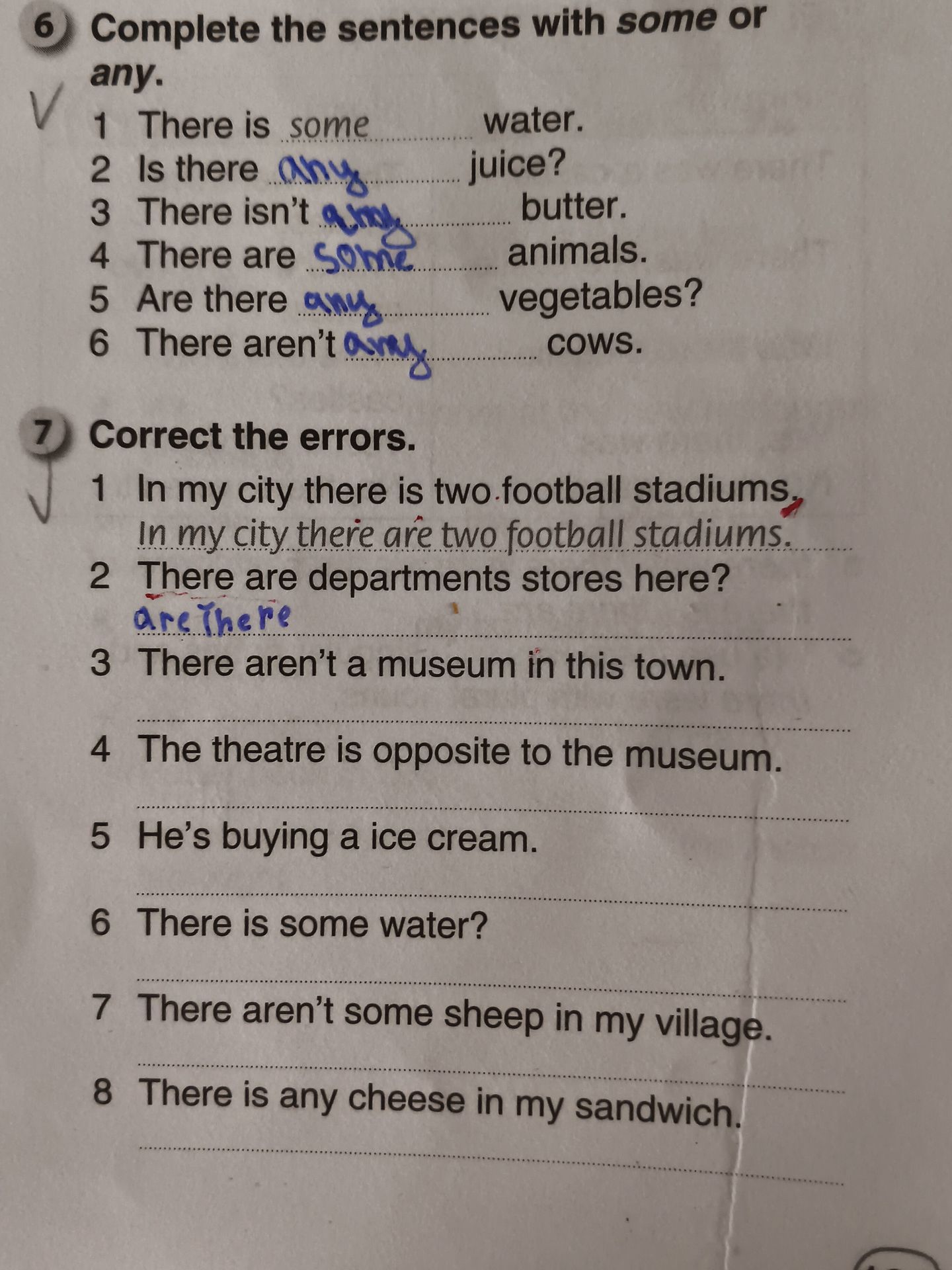 Фото задания: 7 Correct the errors.