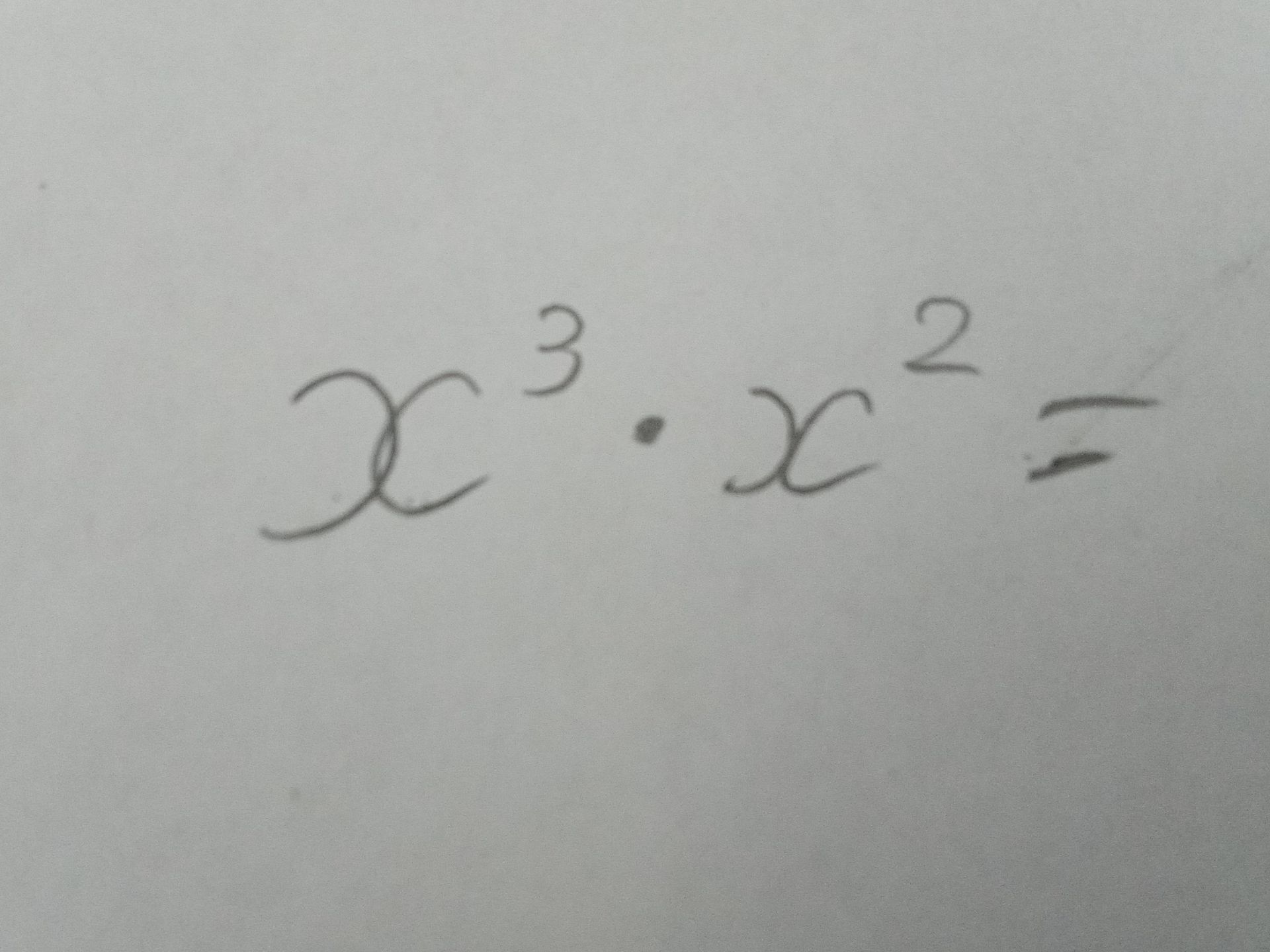 Фото задания: Вычислите: \(y^3 \cdot y^2\).