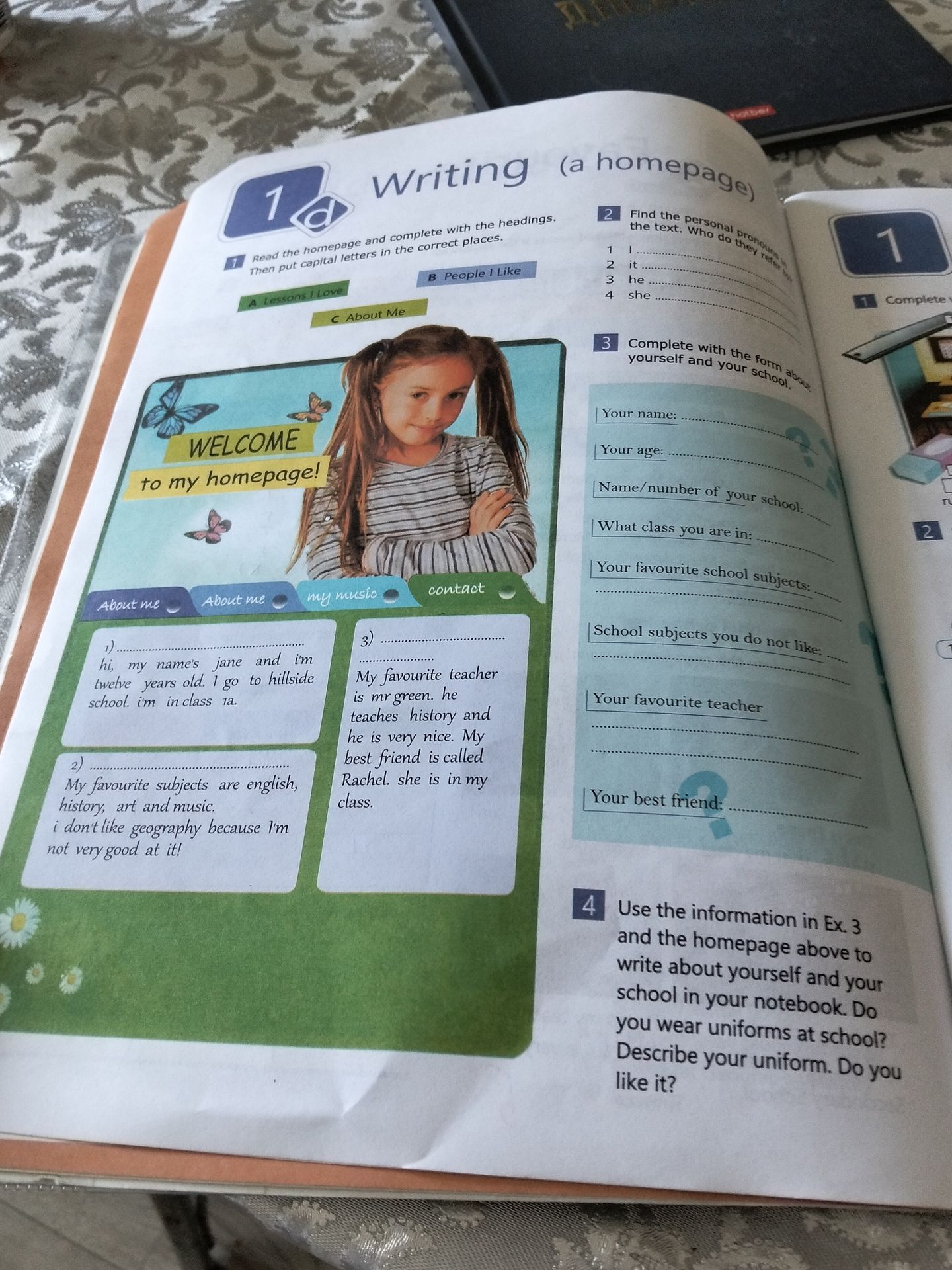 Фото задания: 1. Read the homepage and complete with the headings. Then put capital letters in the correct places. Headings: A Lessons I…