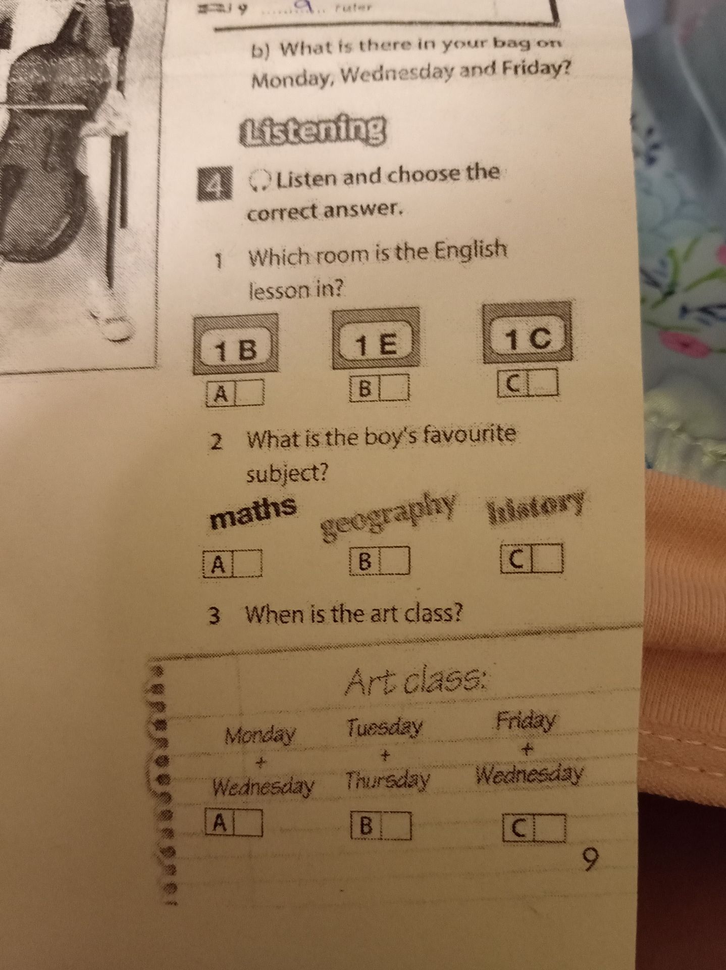 Фото задания: 3. When is the art class? A) Monday B) Tuesday C) Friday.