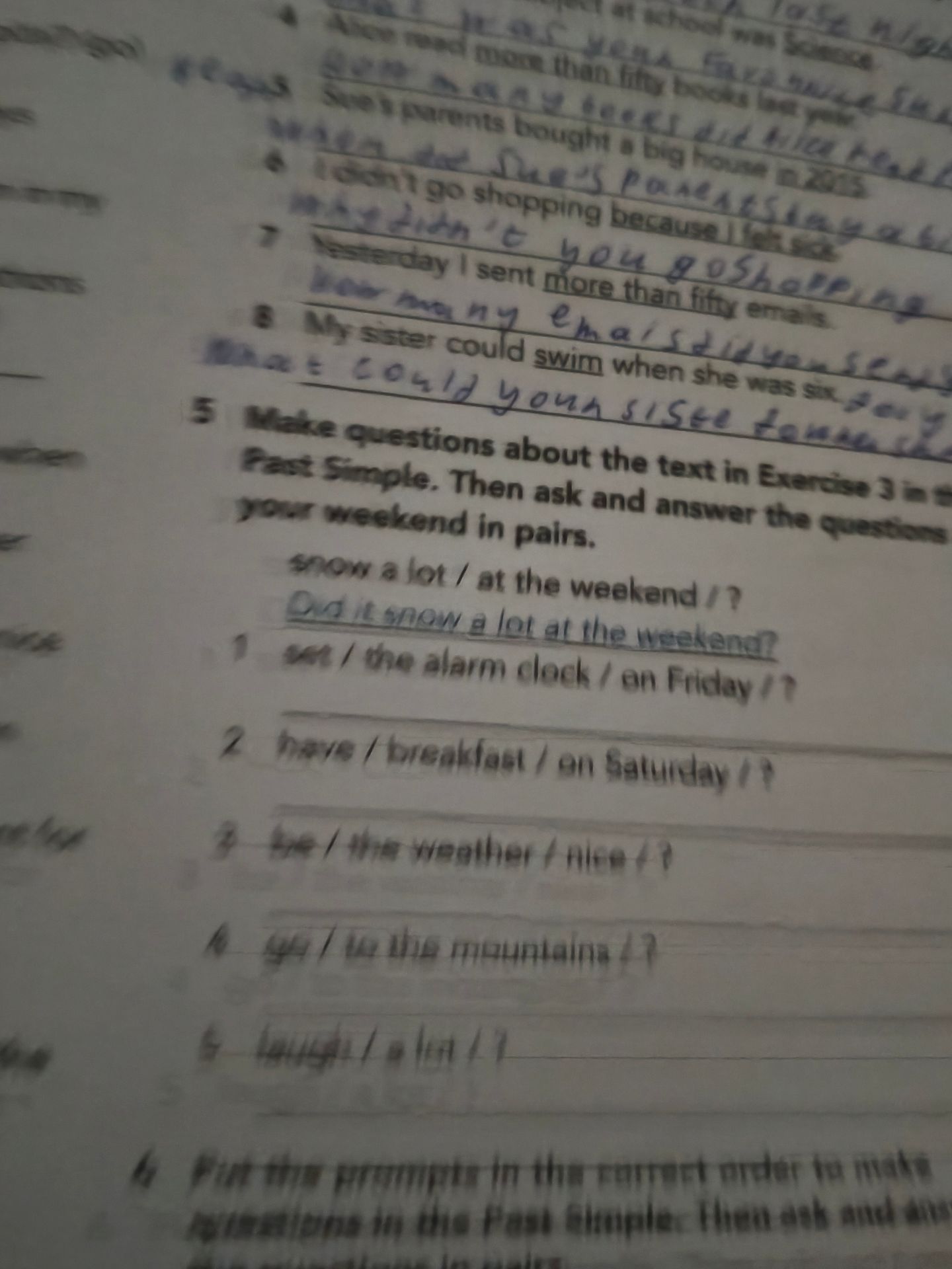 Фото задания: Make questions about the text in Exercise 3. First, complete the questions, then ask and answer them in pairs. 1) see / the…