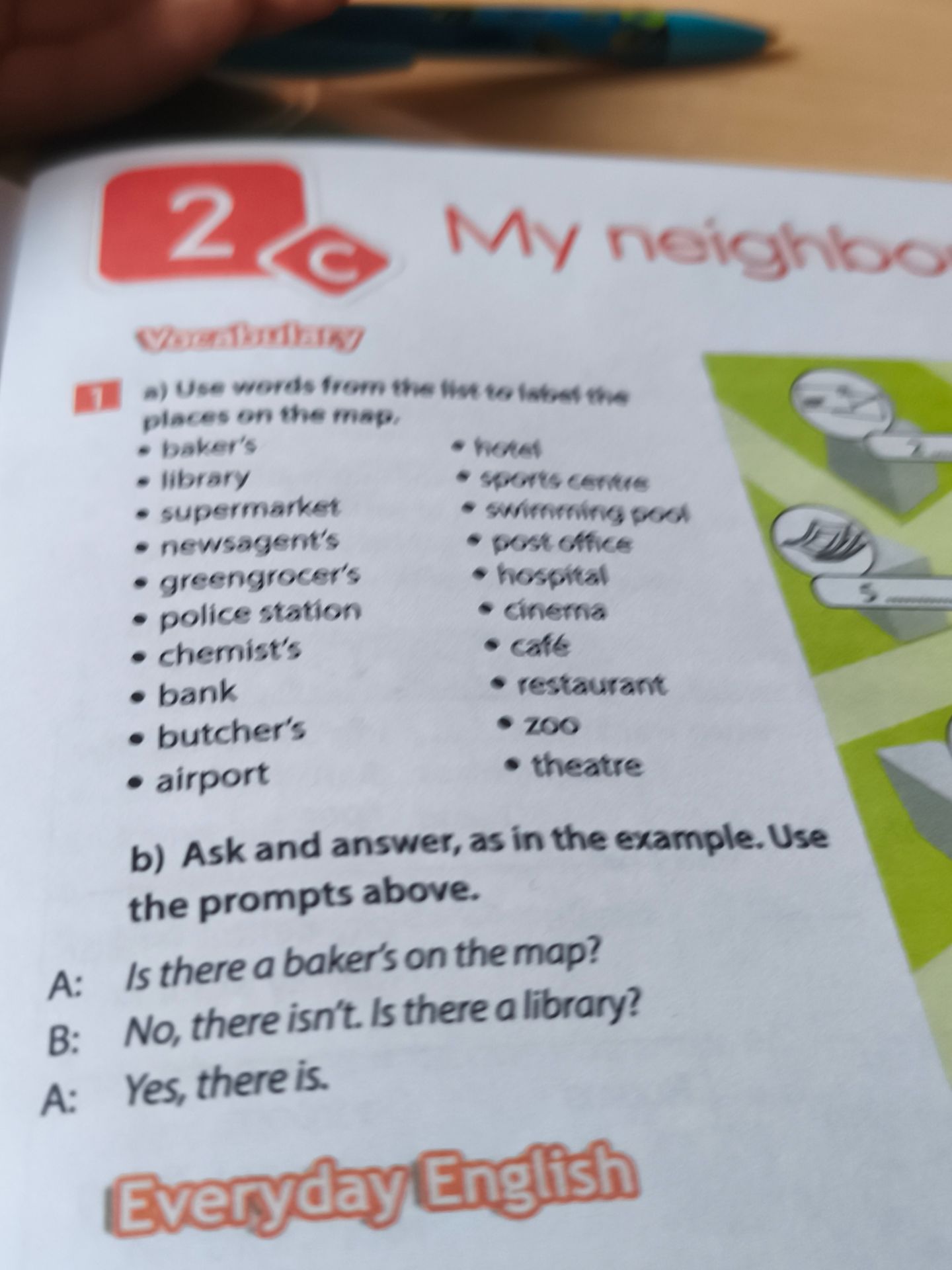 Фото задания: 1a) Use words from the list to label the places on the map: baker’s, library, supermarket, newsagent’s, greengrocer’s, police…
