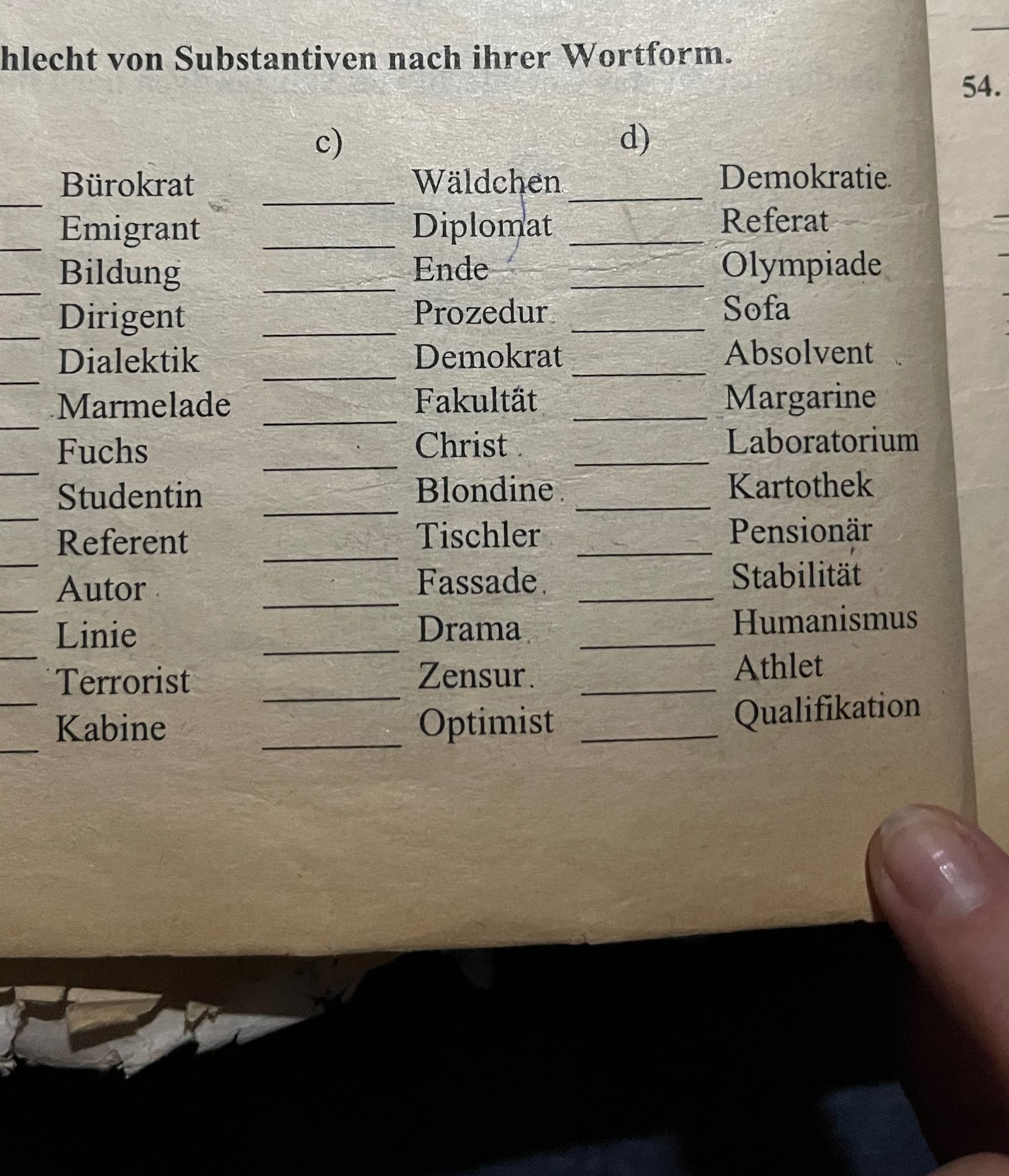 Фото задания: Bestimme das Geschlecht von Substantiven nach ihrer Wortform. (Der Anfang der Anweisung ist im Bild abgeschnitten.)